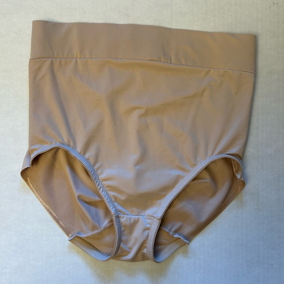 TC High-Waisted Shape-wear Firm Control in Nude Sz-M.  Y2 - Picture 3 of 12
